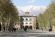 D12：德黑蘭的政府建築物
